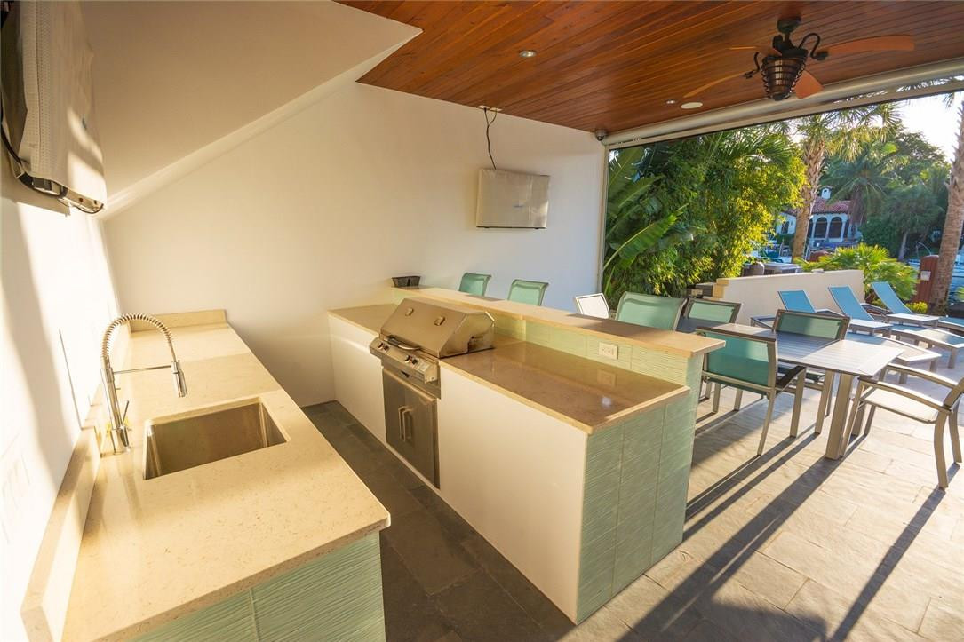 Navarro Isle 15-40 B - Residential