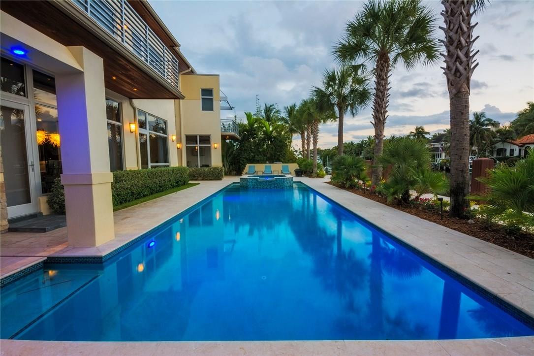 Navarro Isle 15-40 B - Residential