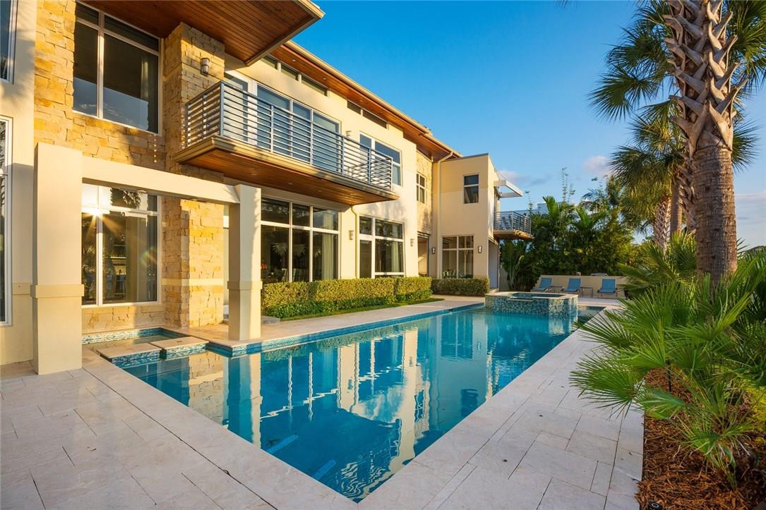 Navarro Isle 15-40 B - Residential