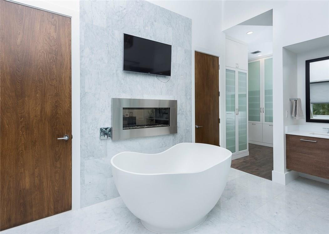 Navarro Isle 15-40 B - Residential