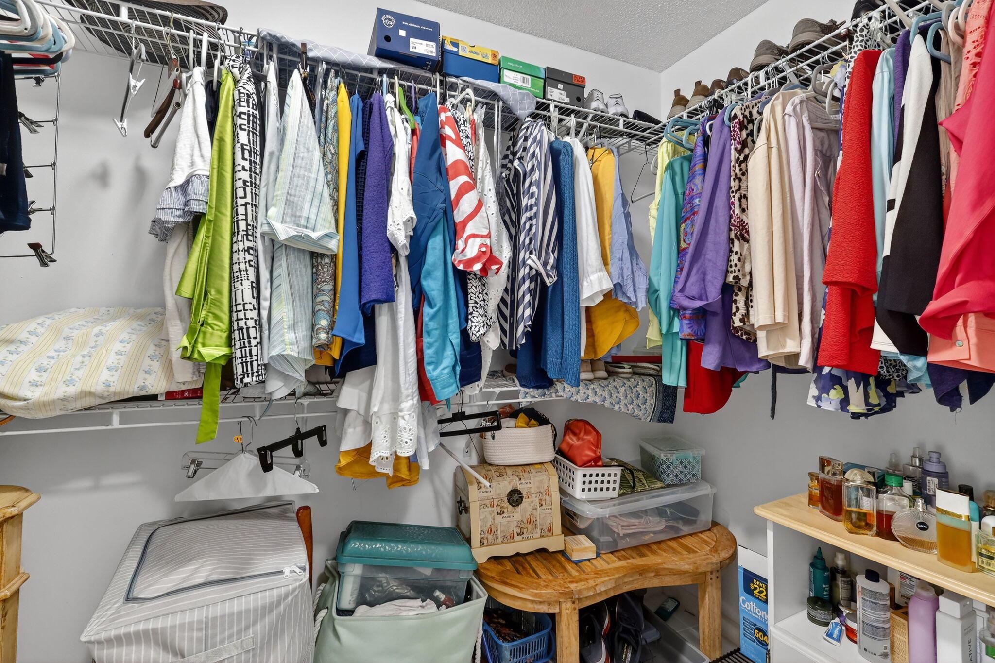 SUN VALLEY EAST CONDO - Residential