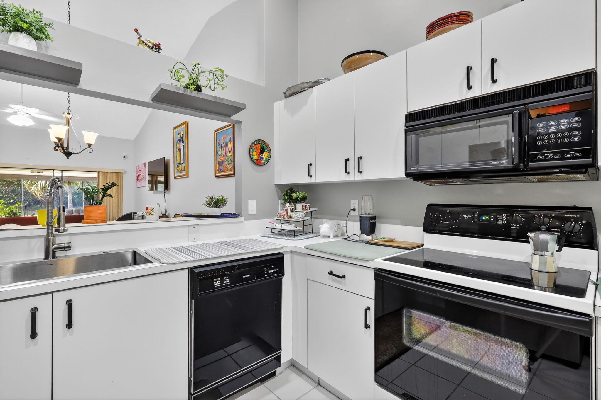 9771 Pavarotti Terrace 103