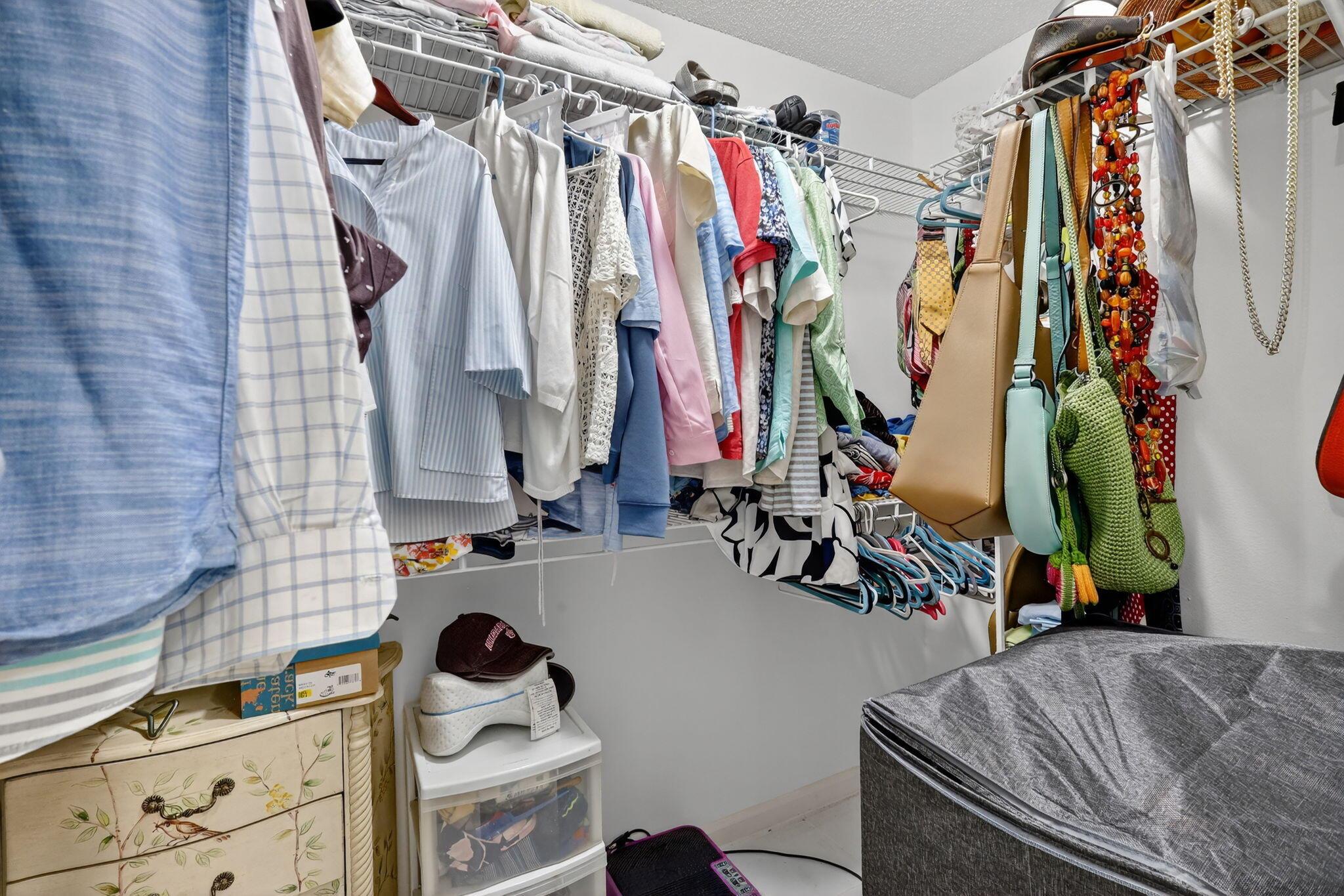 SUN VALLEY EAST CONDO - Residential