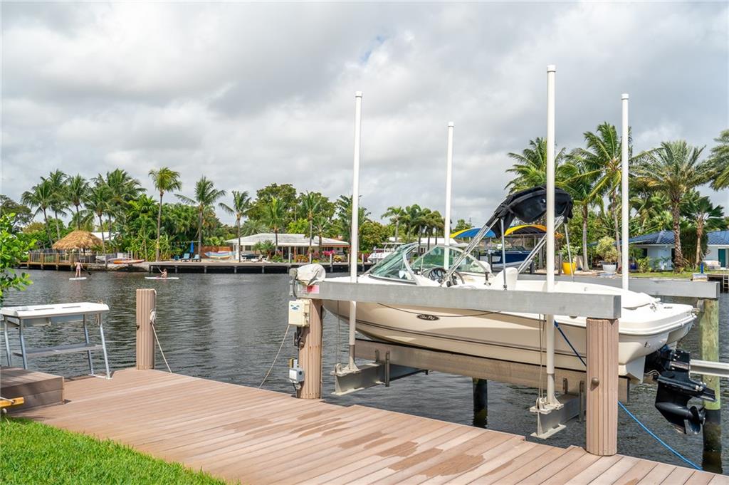Poinsettia Heights River - Residential