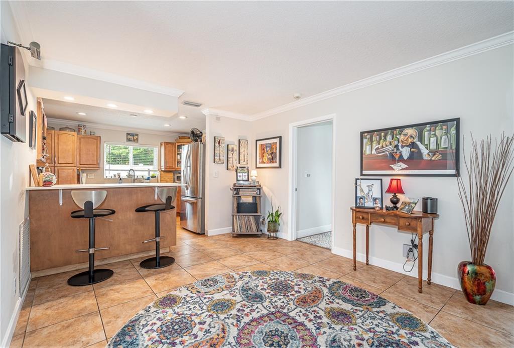 Poinsettia Heights River - Residential