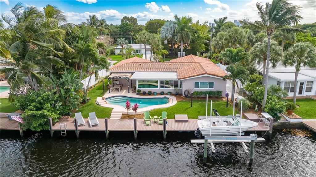 Poinsettia Heights River - Residential