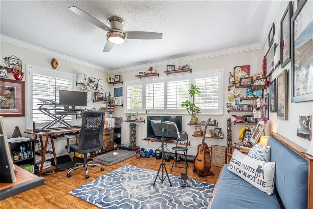 Poinsettia Heights River - Residential