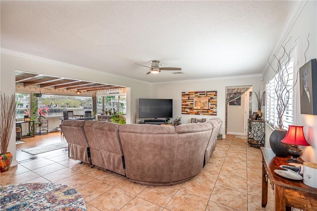 Poinsettia Heights River - Residential