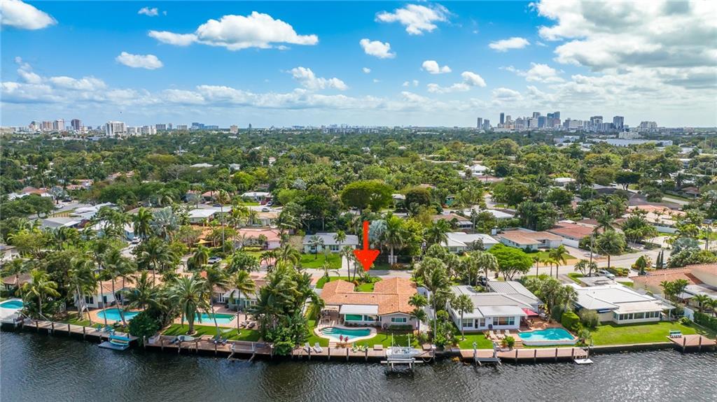 Poinsettia Heights River - Residential