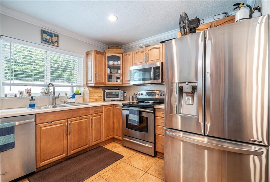 Poinsettia Heights River - Residential