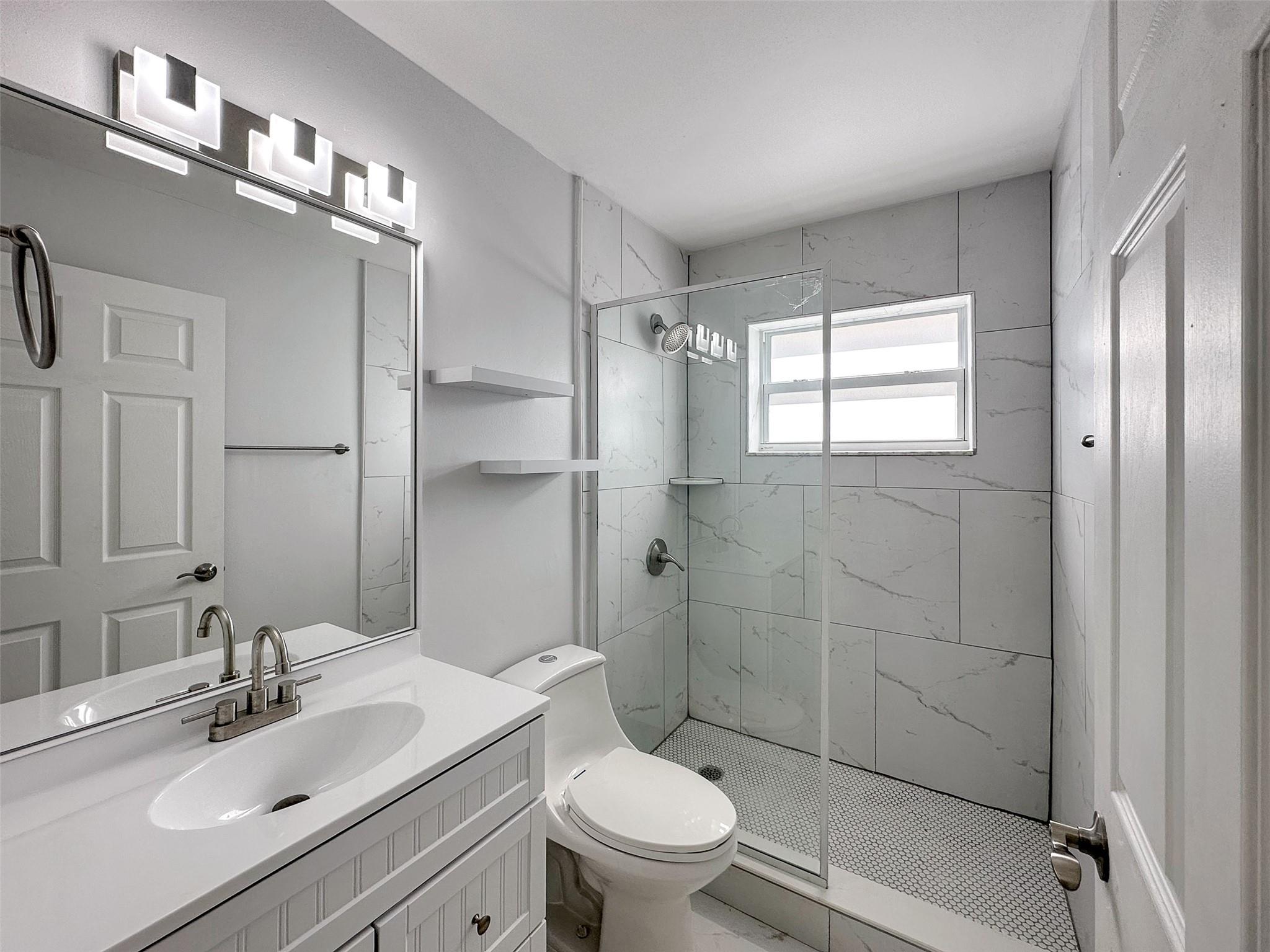 BOULEVARD WOODS EAST - Residential