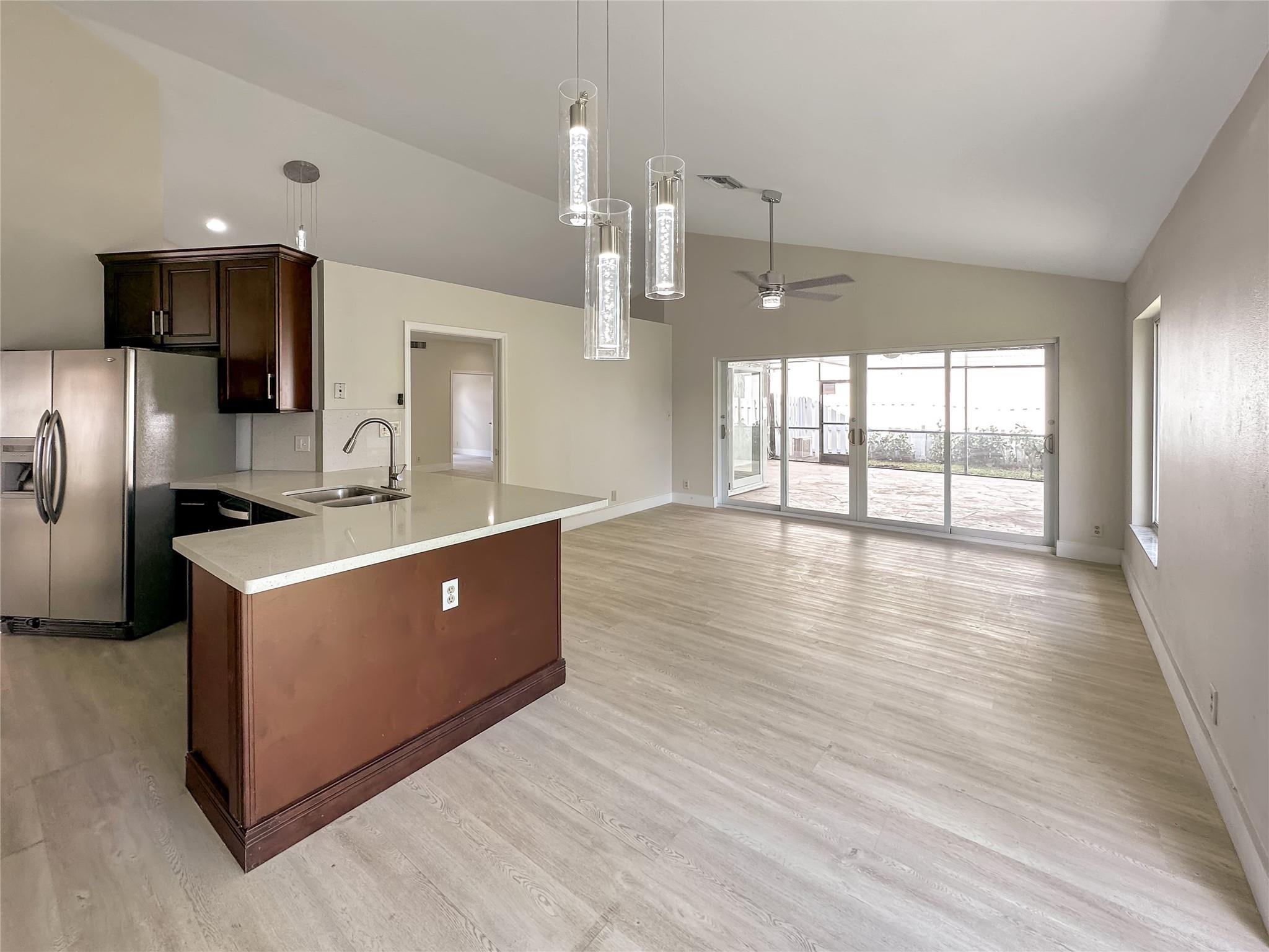 BOULEVARD WOODS EAST - Residential
