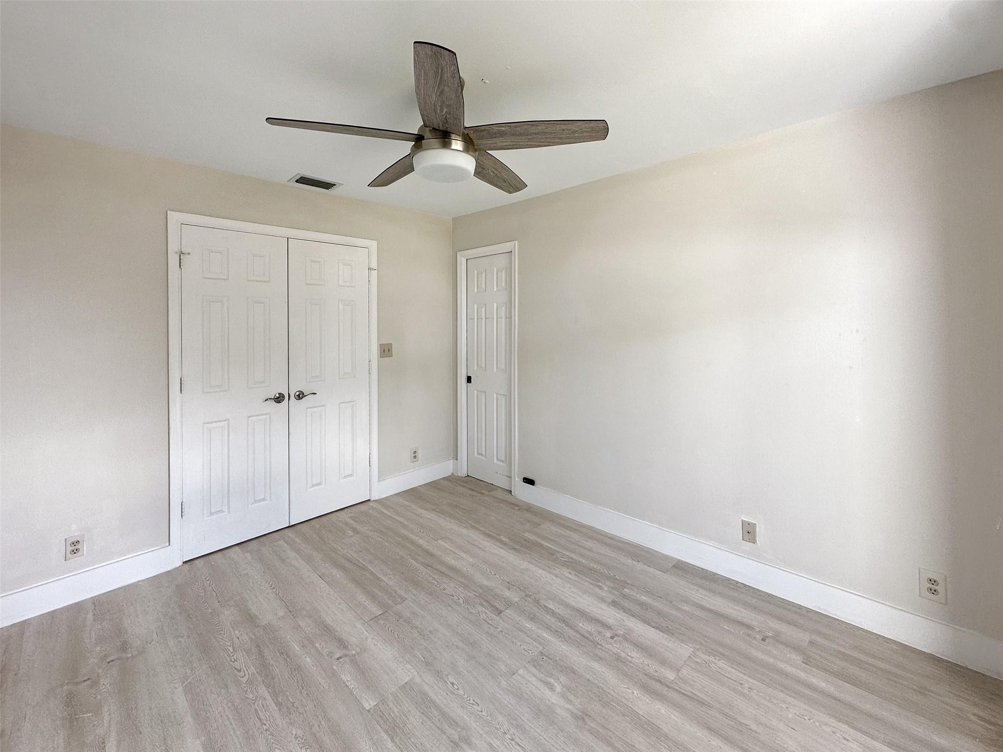 BOULEVARD WOODS EAST - Residential