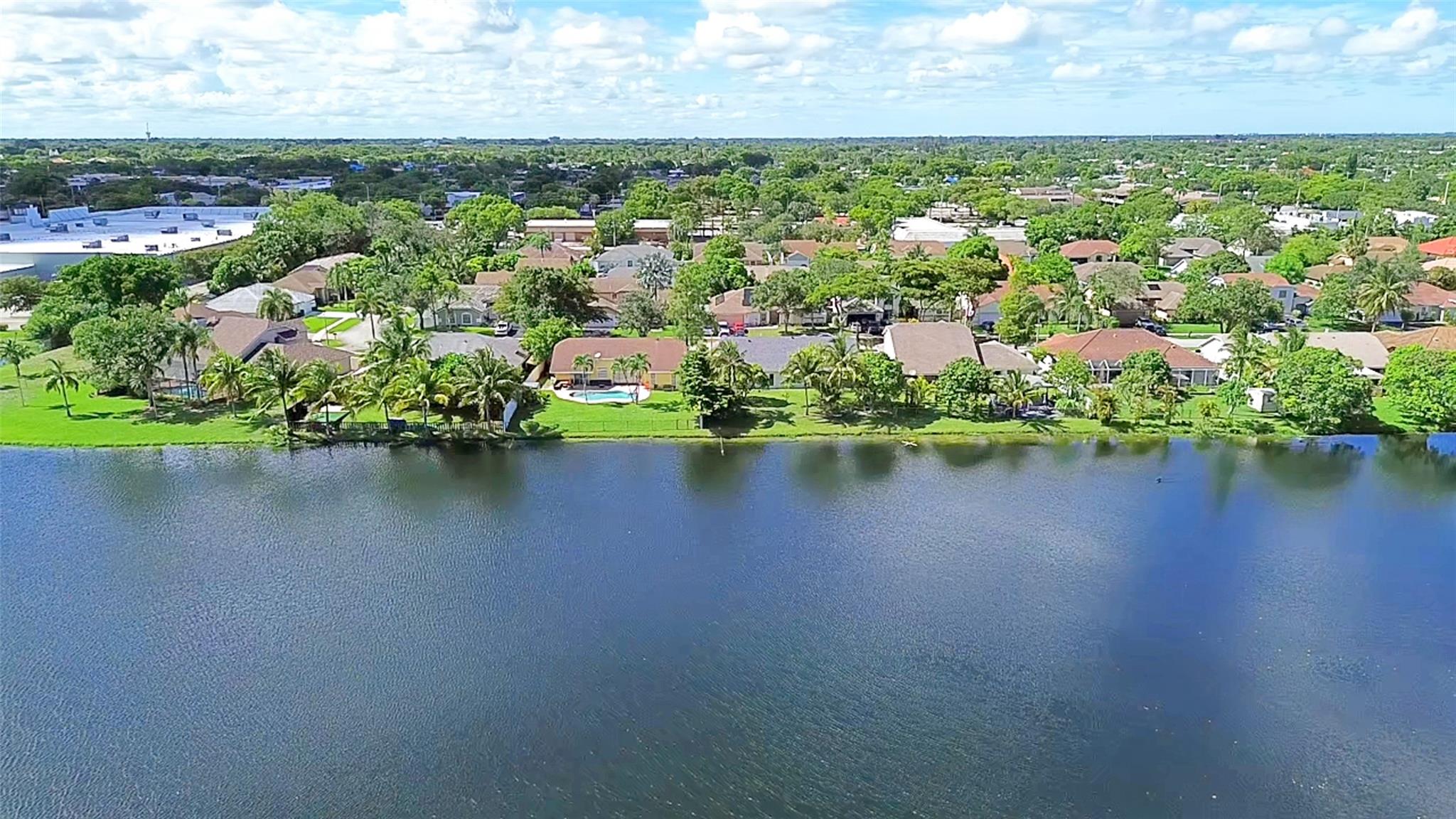BOULEVARD WOODS EAST - Residential
