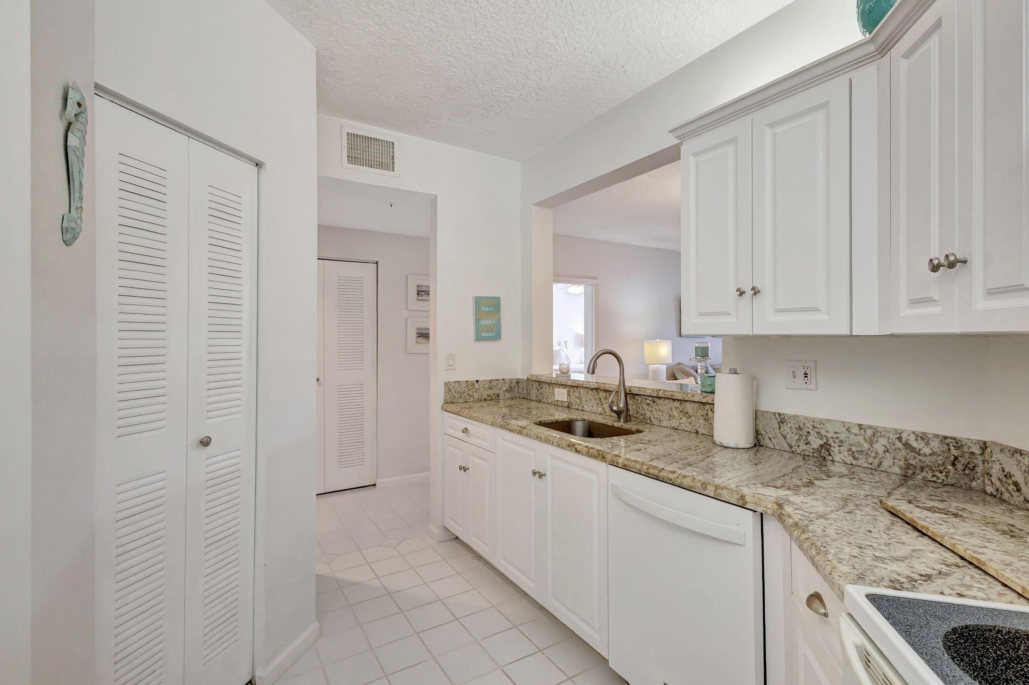 OCEAN TRACE CONDO - Residential Lease
