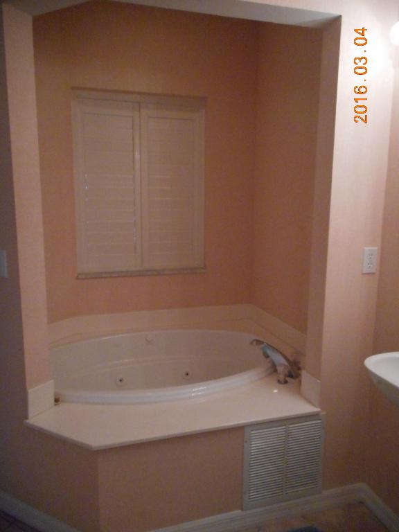 GOLF VILLAS II CONDOMINIUM - Residential