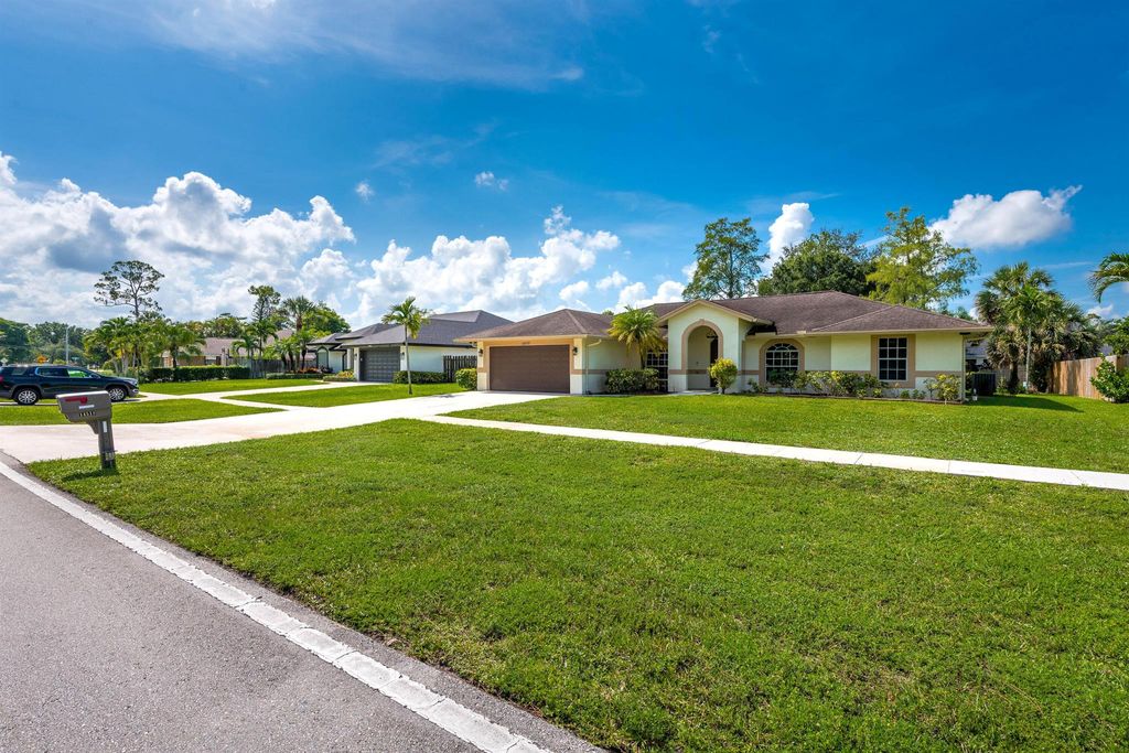 Photo of 14510 Paddock Drive, Wellington, FL 33414 (MLS # R11106133)