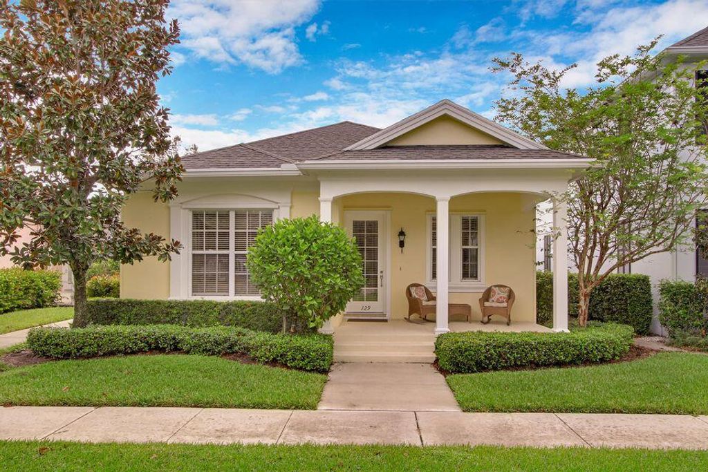 Photo of 129 Poinciana Drive Dr, Jupiter, FL 33458 (MLS # R10770511)