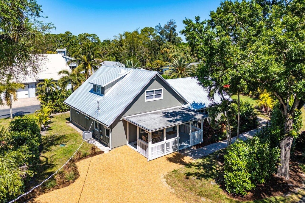 Photo of 936 SW Rustic Circle, Stuart, FL 34997 (MLS # R11071415)