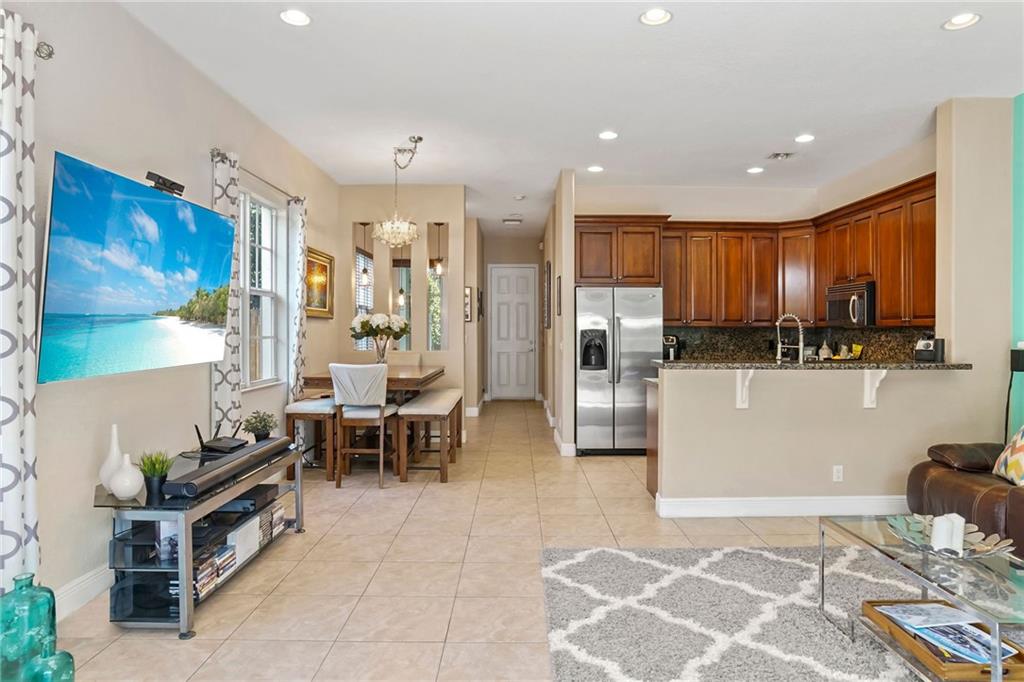 Fee simple townhouse - Residential