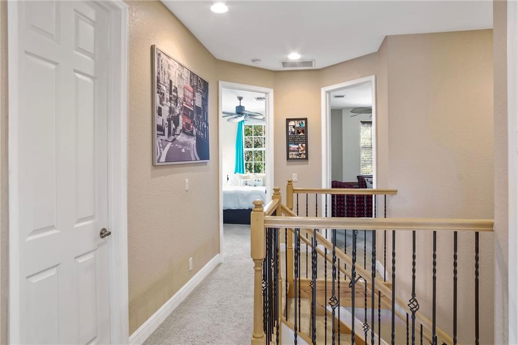 Fee simple townhouse - Residential