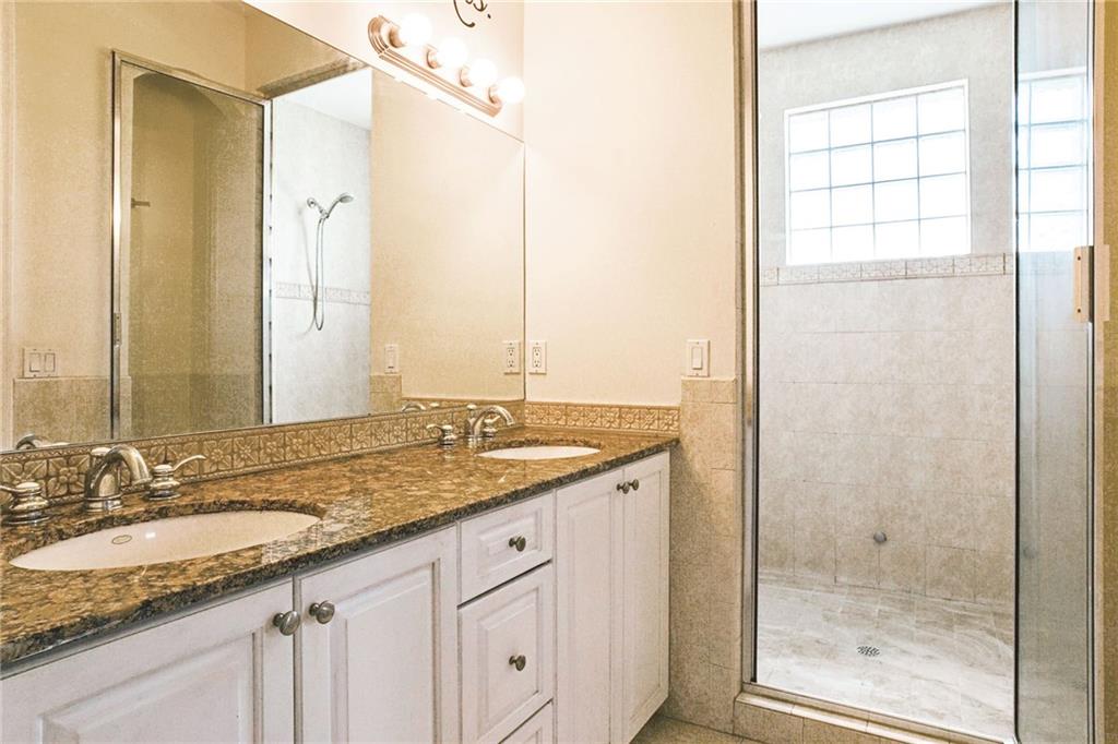 Fee simple townhouse - Residential