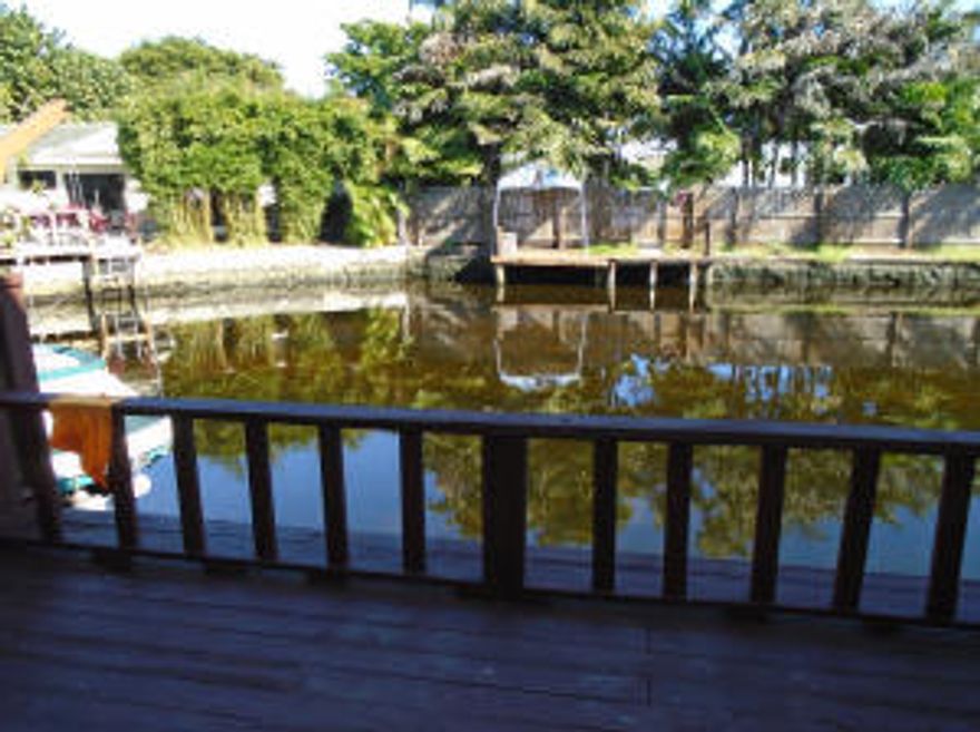 First floor condo in the desirable Three Rivers community. Only minutes from the beach and downtown Main street in Oakland Park. Offering 1 bedroom, 1 bath a patio with a water view and a boat dock with water access, this home will surely not last.
