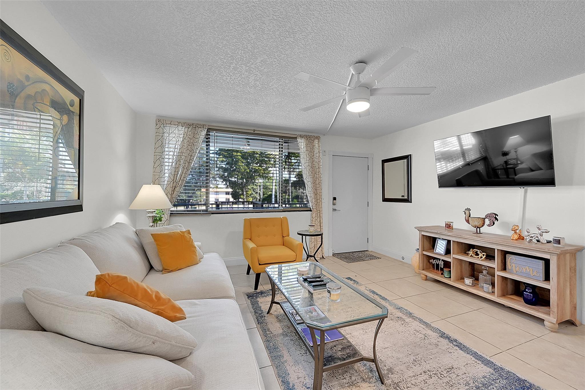 1901 N Andrews Ave 214