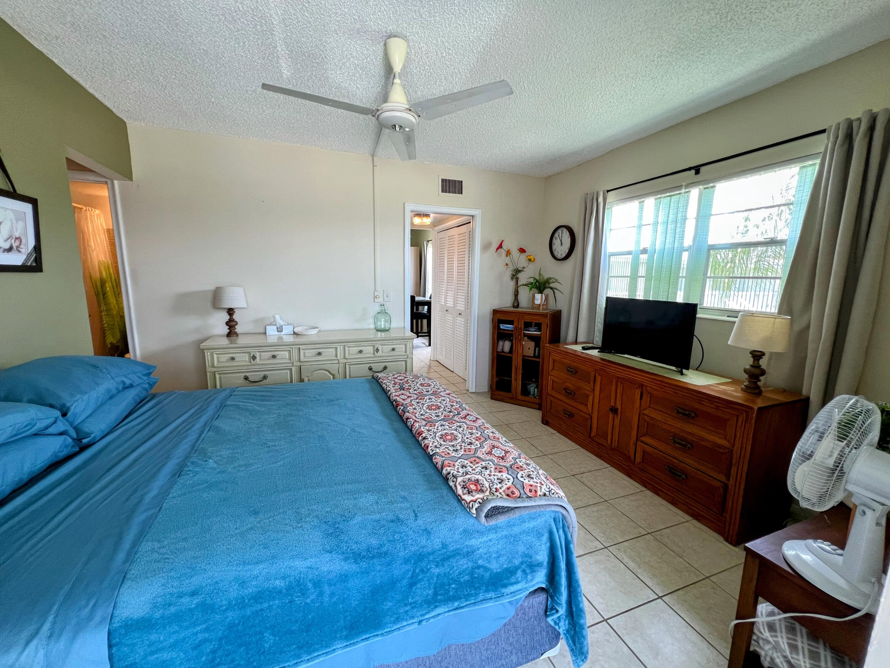 113 Easthampton E, E