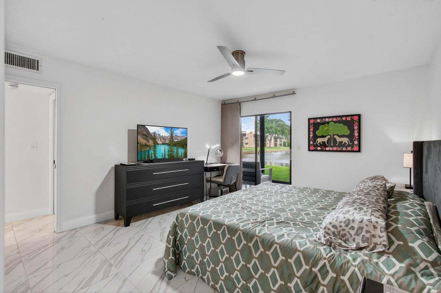 ASHLAND F CONDO - Residential