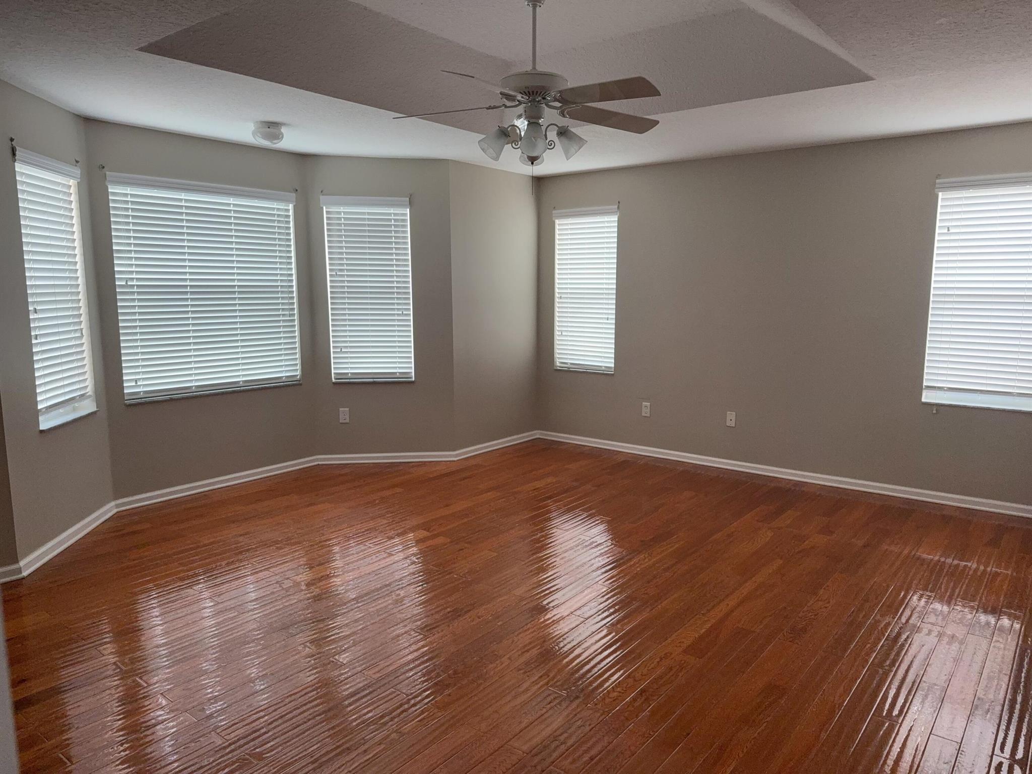 MADISON GREEN 1 PAR B - Residential Lease