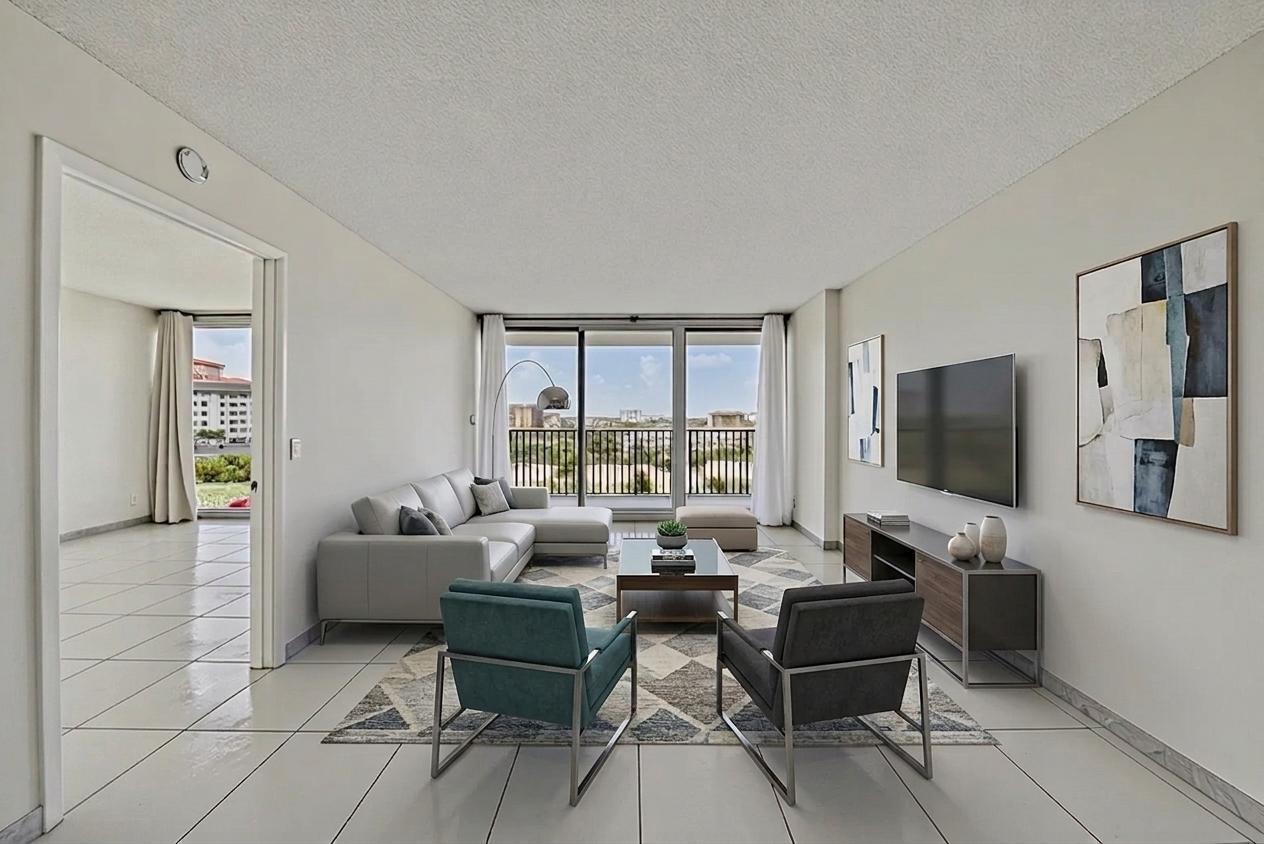 531 N Ocean Boulevard 805