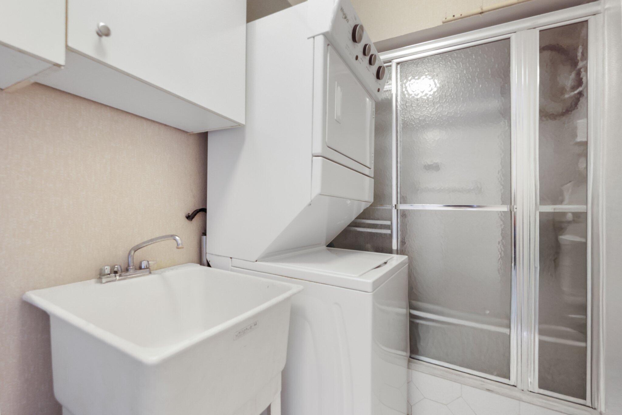 TOWER HOUSE CONDO - Residential