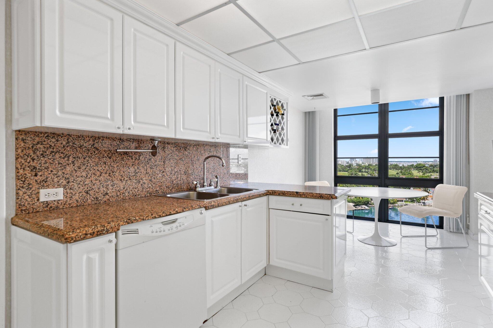 TOWER HOUSE CONDO - Residential