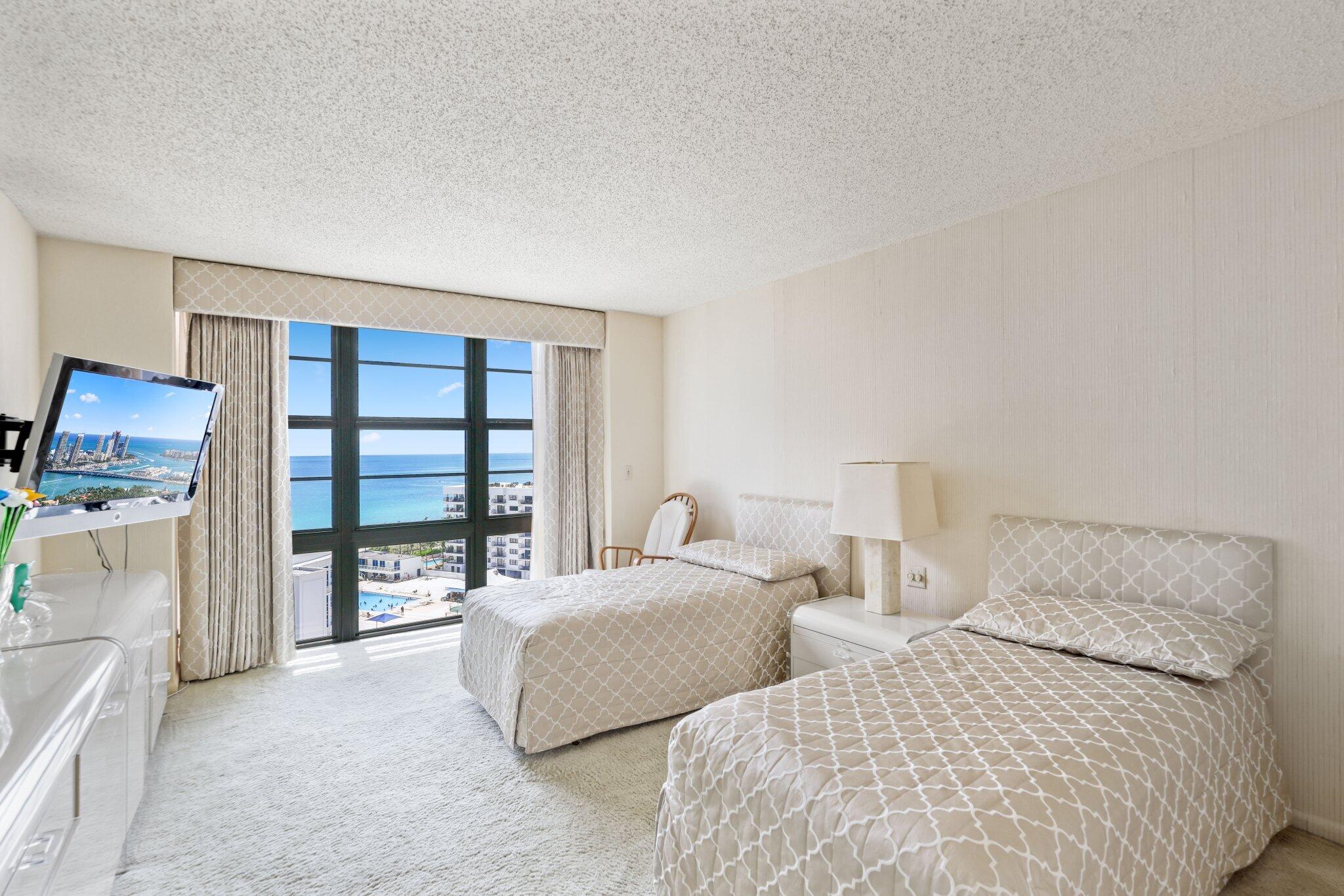 TOWER HOUSE CONDO - Residential