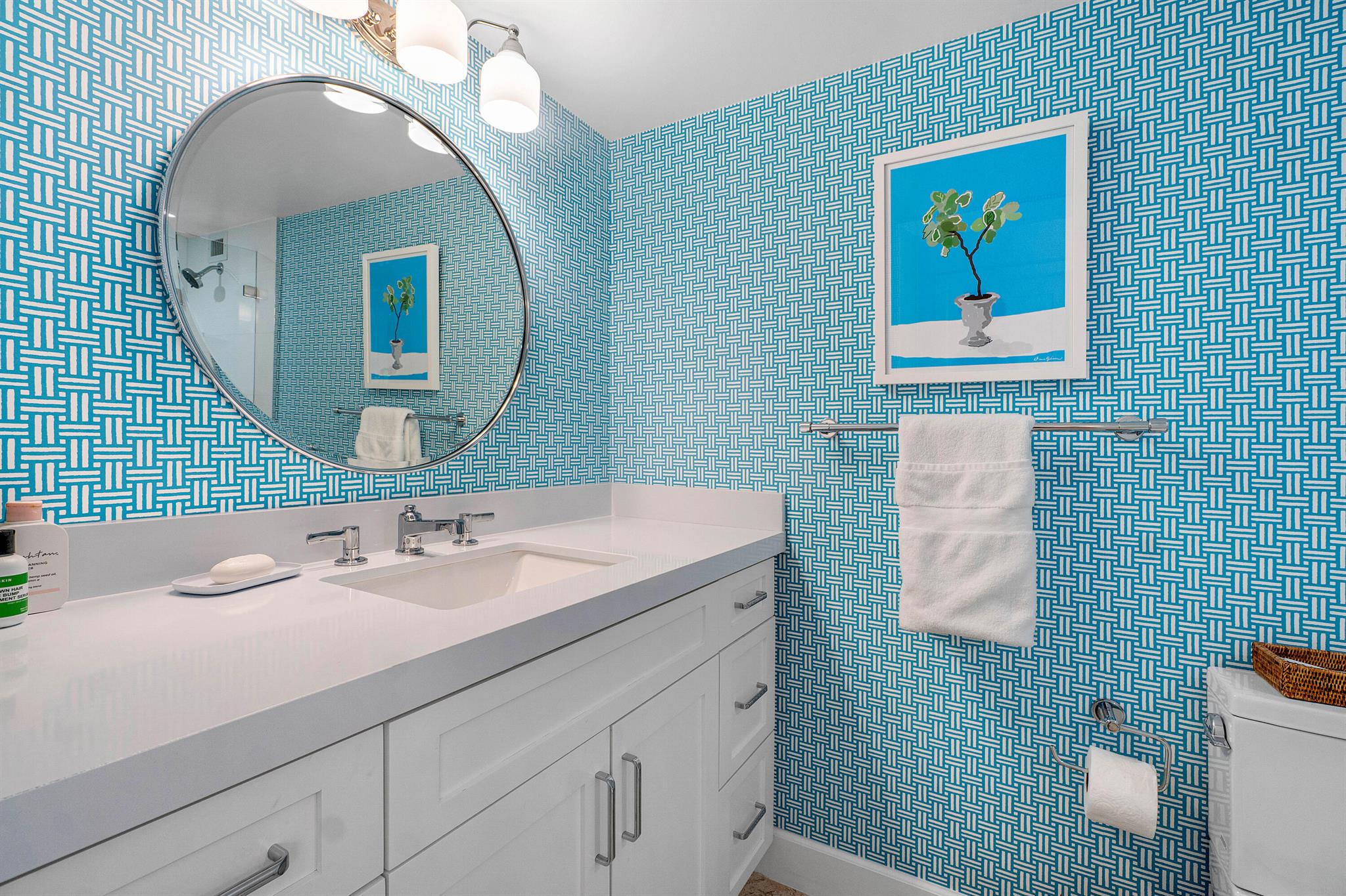 LA PALMA CONDO - Residential