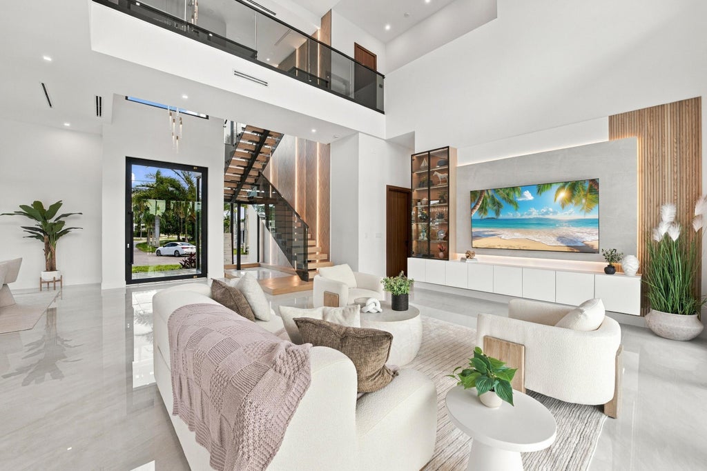 Photo of 4931 NE 25TH Avenue, Lighthouse Point, FL 33064 (MLS # B26094825)