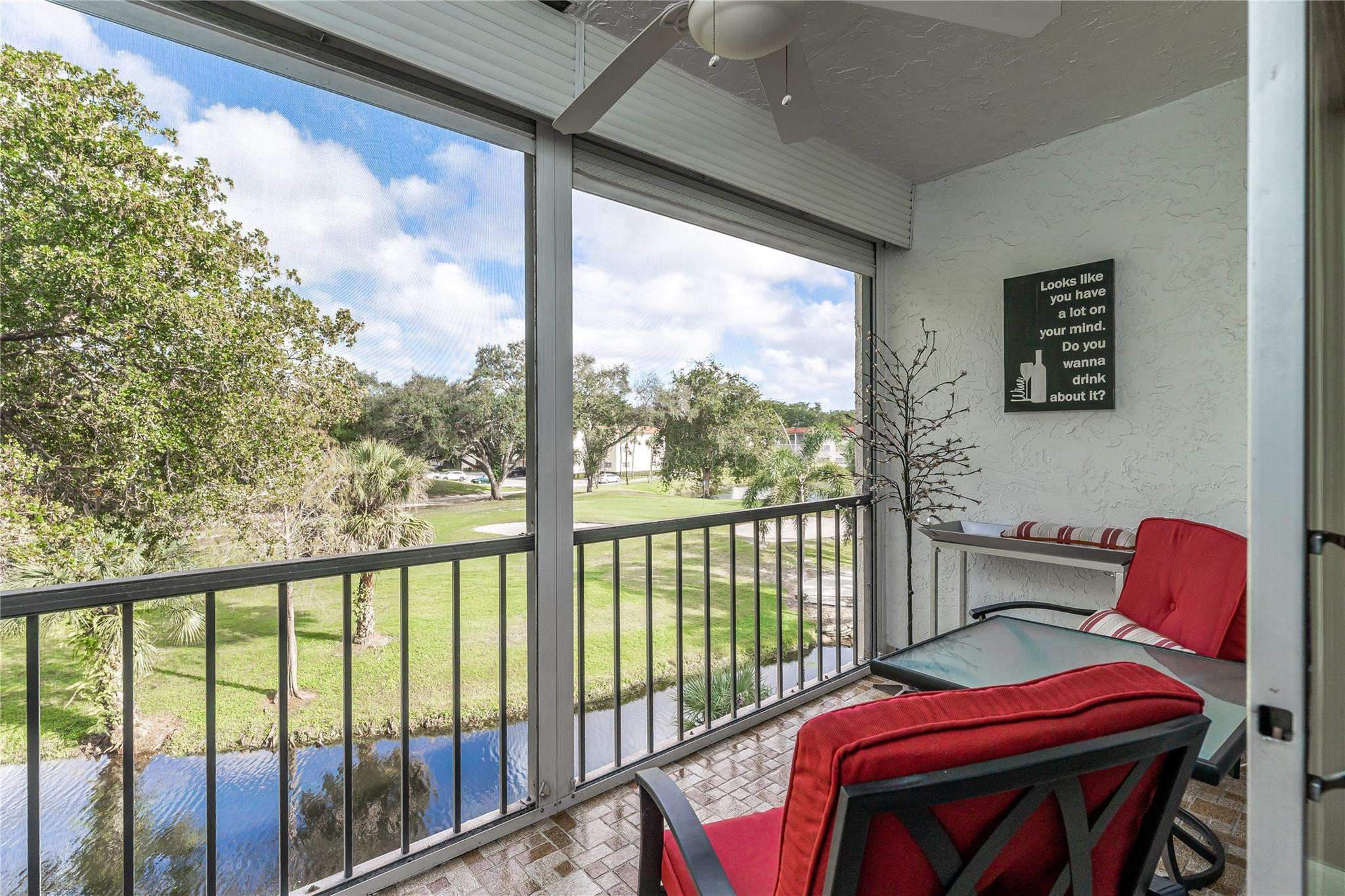 HOLLYBROOK GOLF & TENNIS - Residential