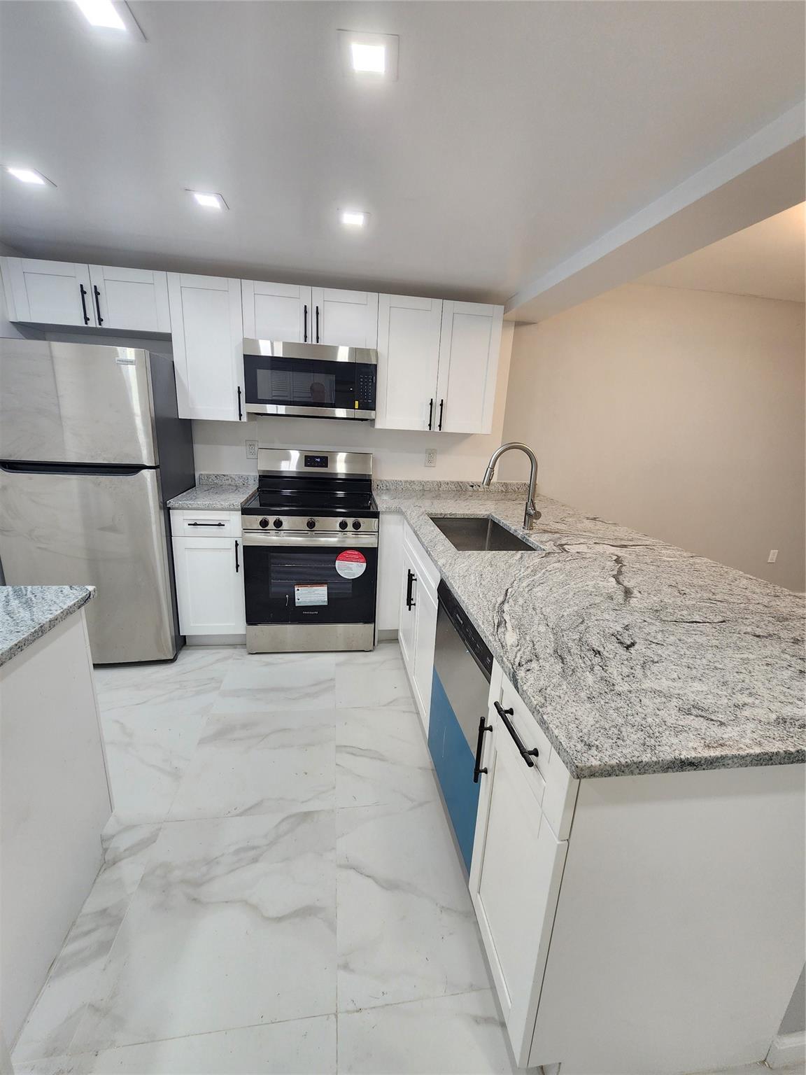 Plantation pines - Residential