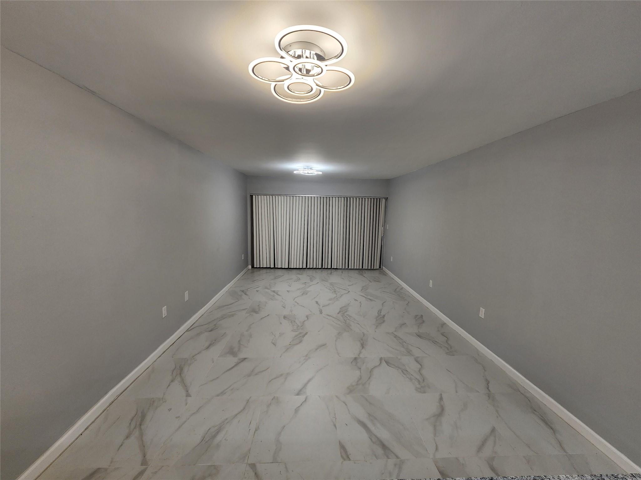 Plantation pines - Residential