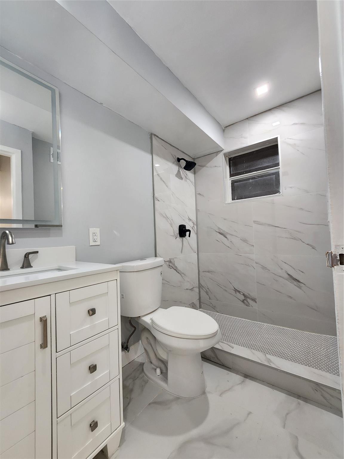 Plantation pines - Residential