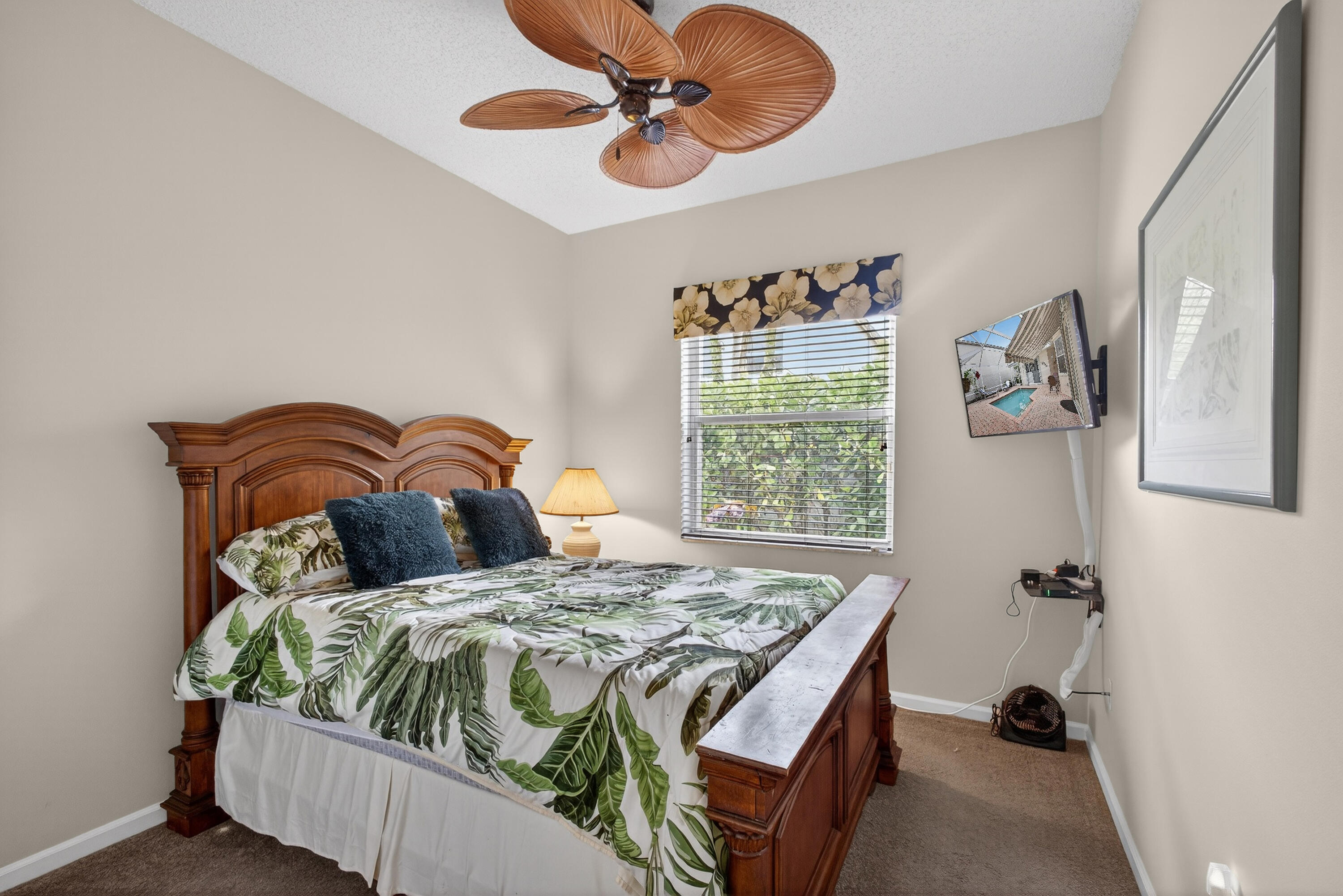 CLASSICS AT BEAR LAKES - Residential