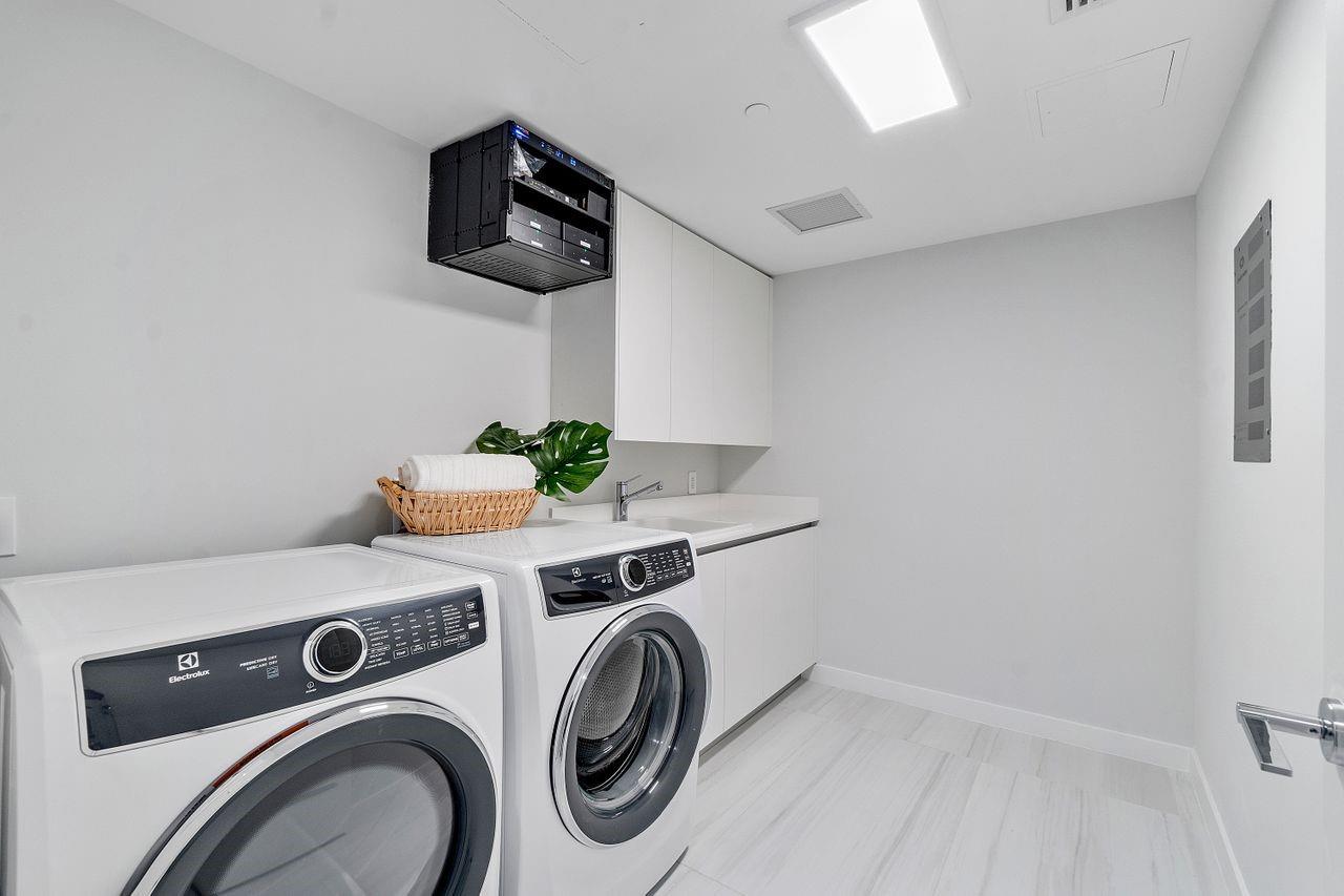 Solemar Beach Condo - Residential