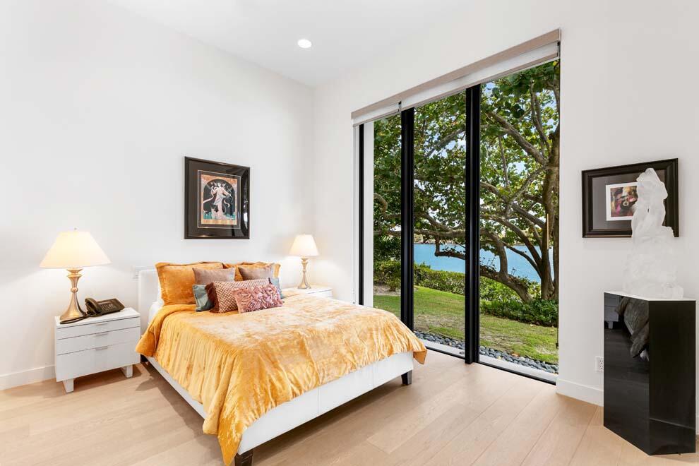 POINT MANALAPAN 11 - Residential