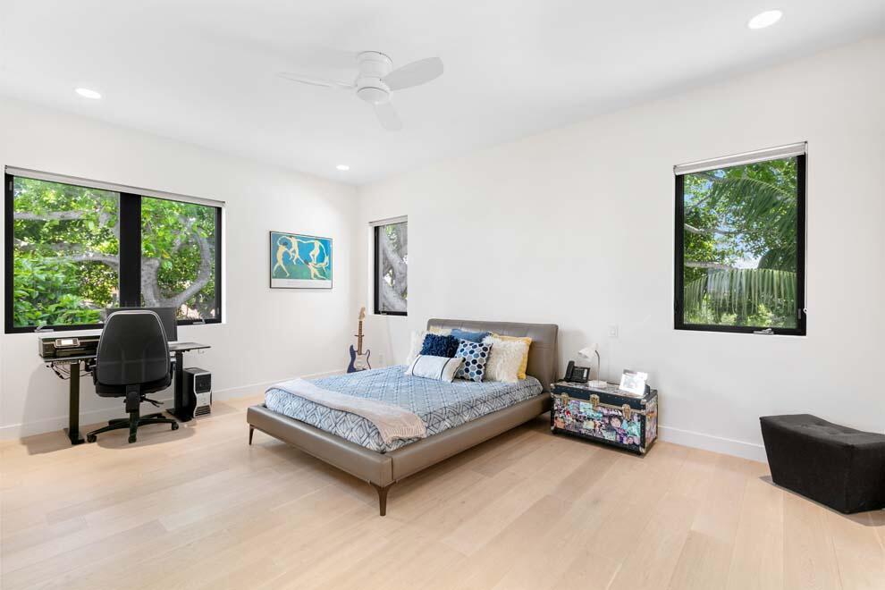 POINT MANALAPAN 11 - Residential