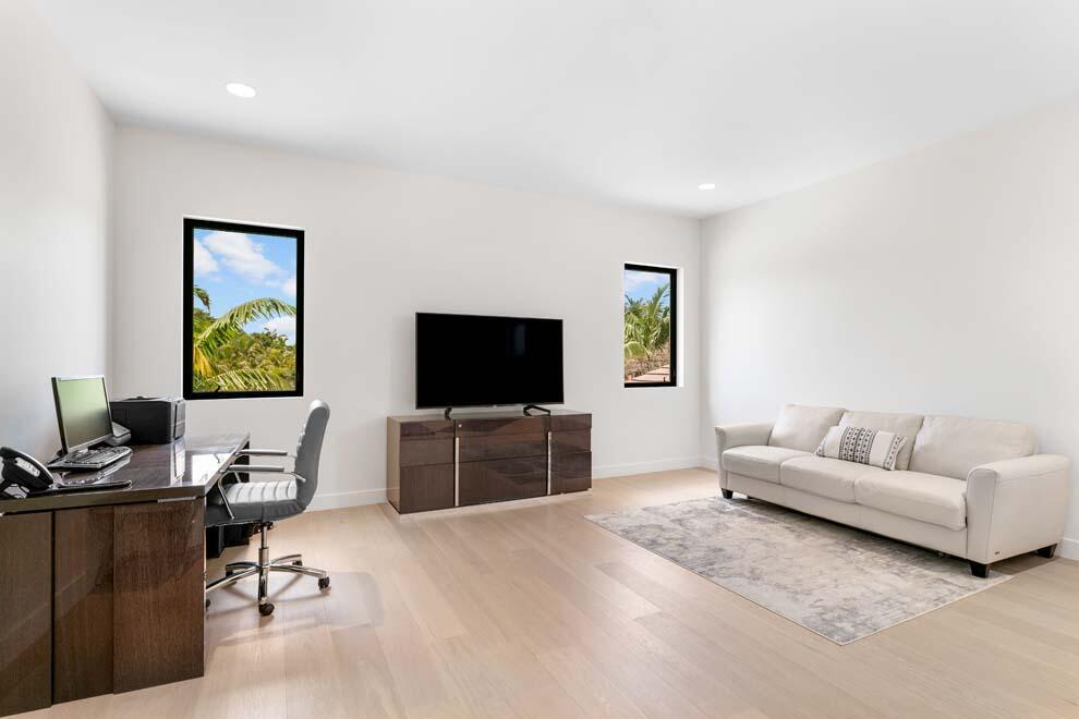 POINT MANALAPAN 11 - Residential