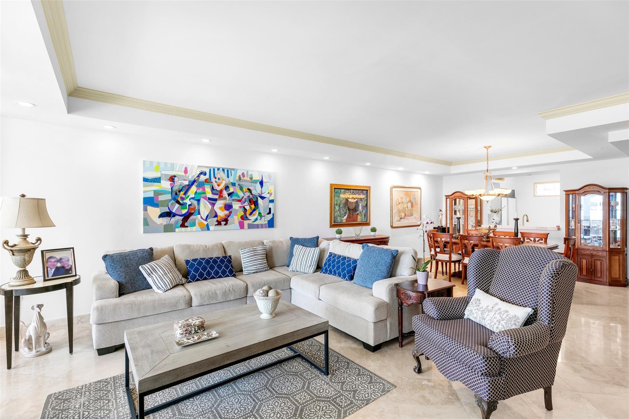 2110 N Ocean Blvd 16A