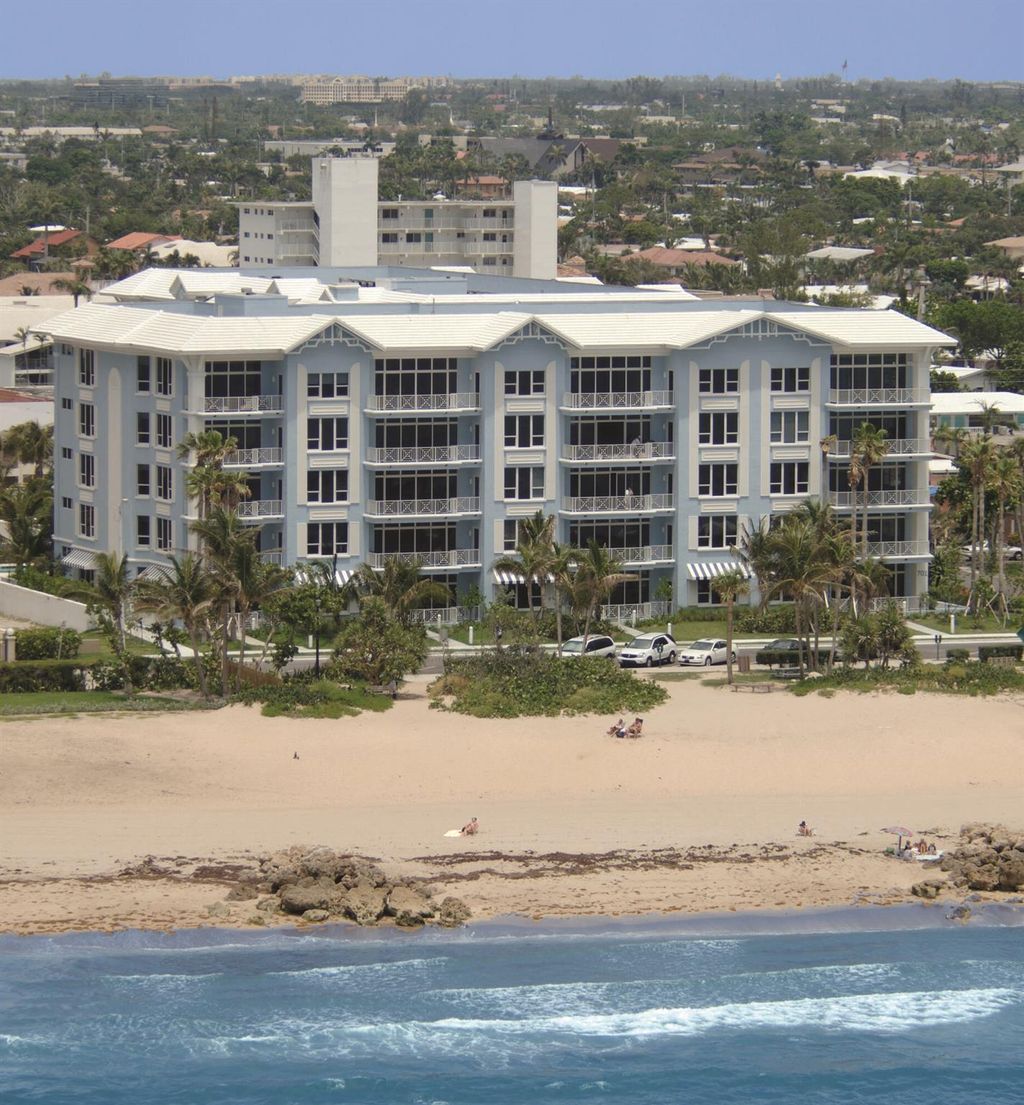 Photo of 701 SE 21st Avenue #503, Deerfield Beach, FL 33441 (MLS # R11117702)