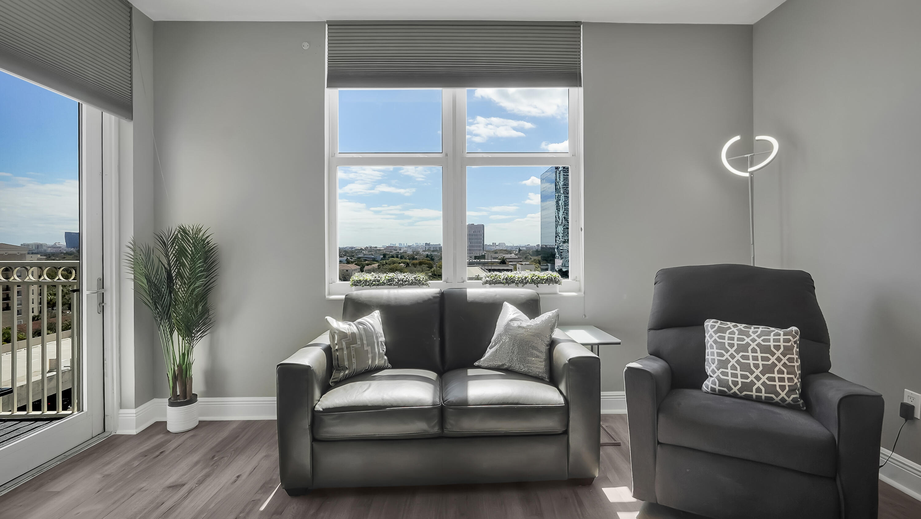 511 SE 5th Avenue 908