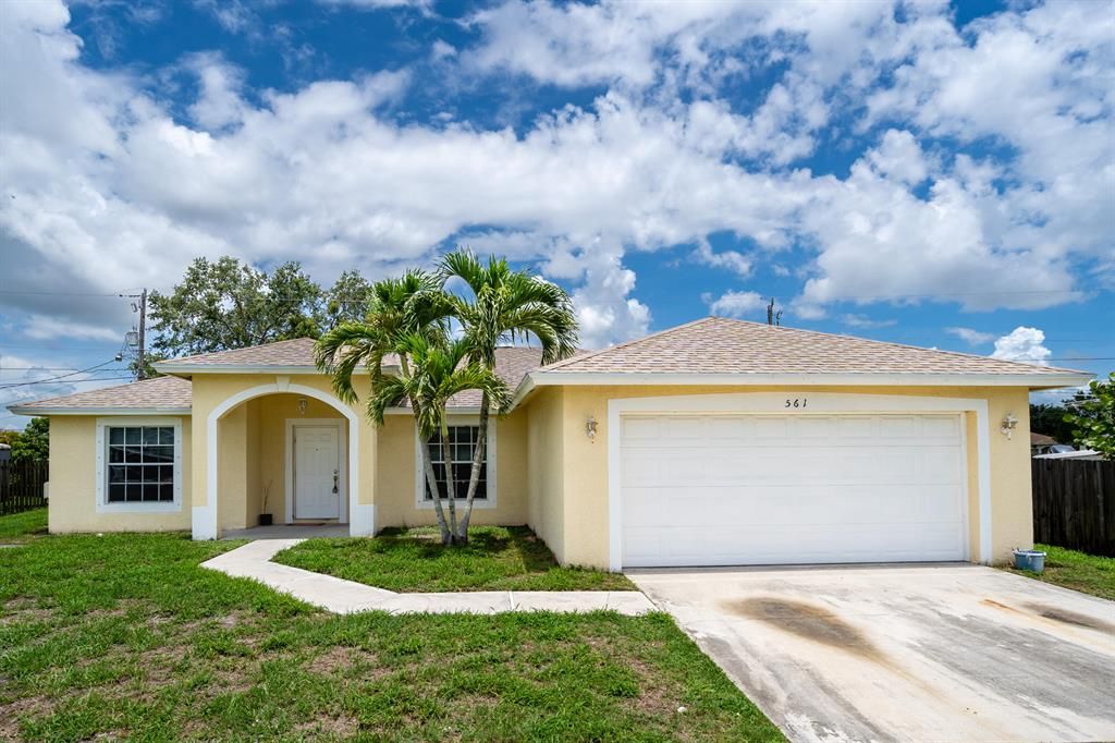 Photo of 561 SW Nagle Place Pl, Port Saint Lucie, FL 34953 (MLS # R10808874)
